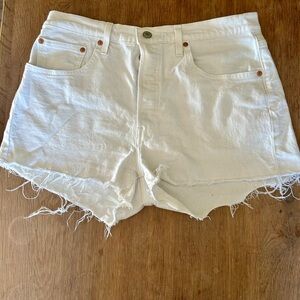 Levi 501 high rise shorts, white, size 30